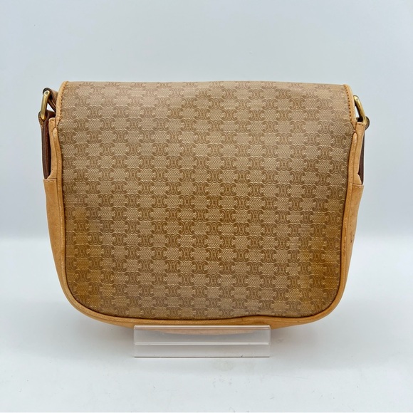 Celine Triomphe
Vintage Monogram Crossbody Bag - Picture 8 of 10
